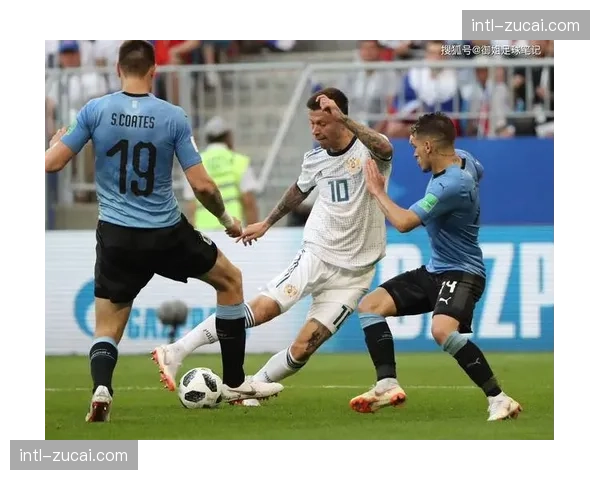 西班牙传控遇上苏亚雷斯 乌拉圭老辣经验考验防线前提